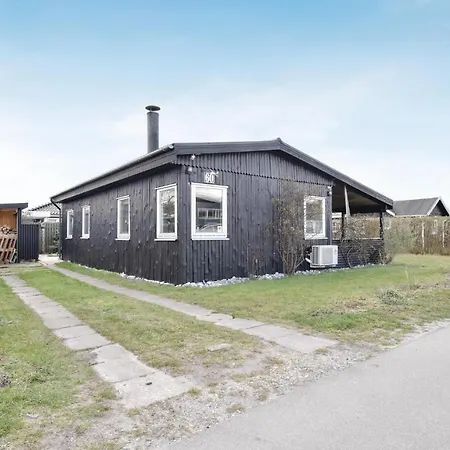 Tatil Evi Two-bedroom Holiday In Nyborg